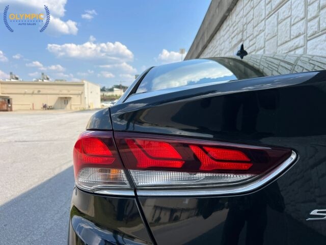 2018 Hyundai Sonata in Decatur, GA 30032 - 18134831 16