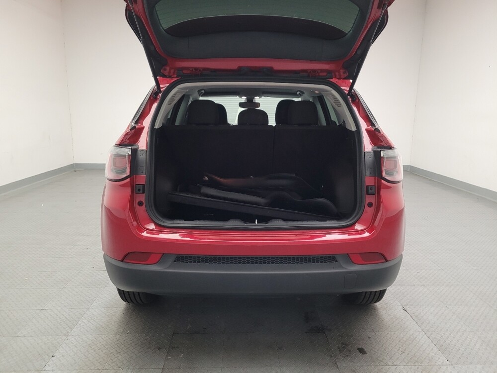 2018 Jeep Compass in Downey, CA 90241 - 18134849 29