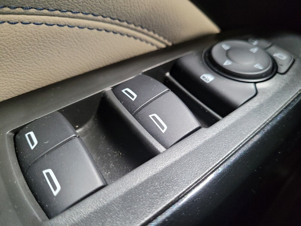 2025 Chevrolet Trax in Downey, CA 90241 - 18134853 27