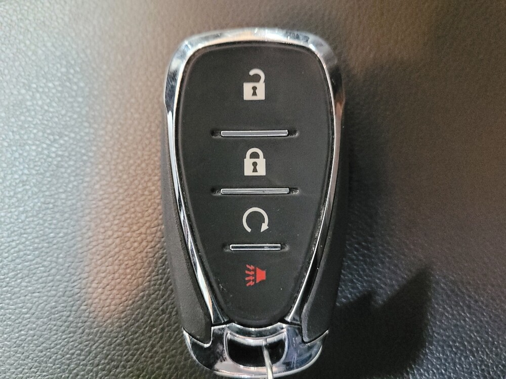 2025 Chevrolet Trax in Downey, CA 90241 - 18134853 32