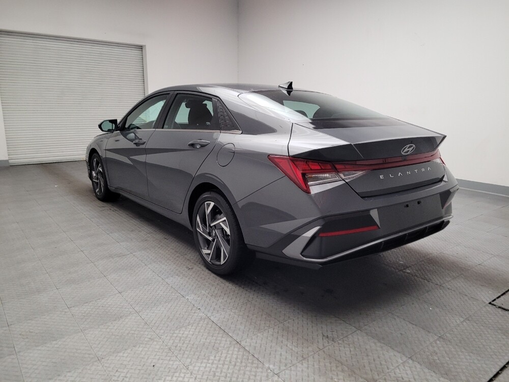 2025 Hyundai Elantra in Sacramento, CA 95821 - 18134855 5