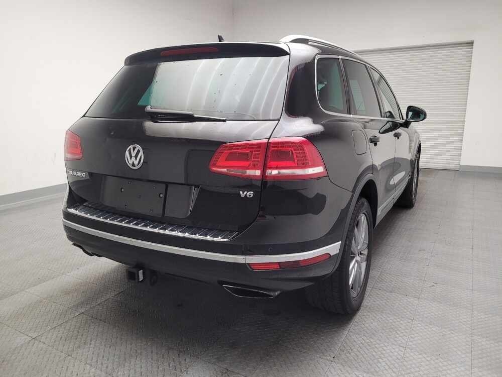 2015 Volkswagen Touareg in Downey, CA 90241 - 18134856 7