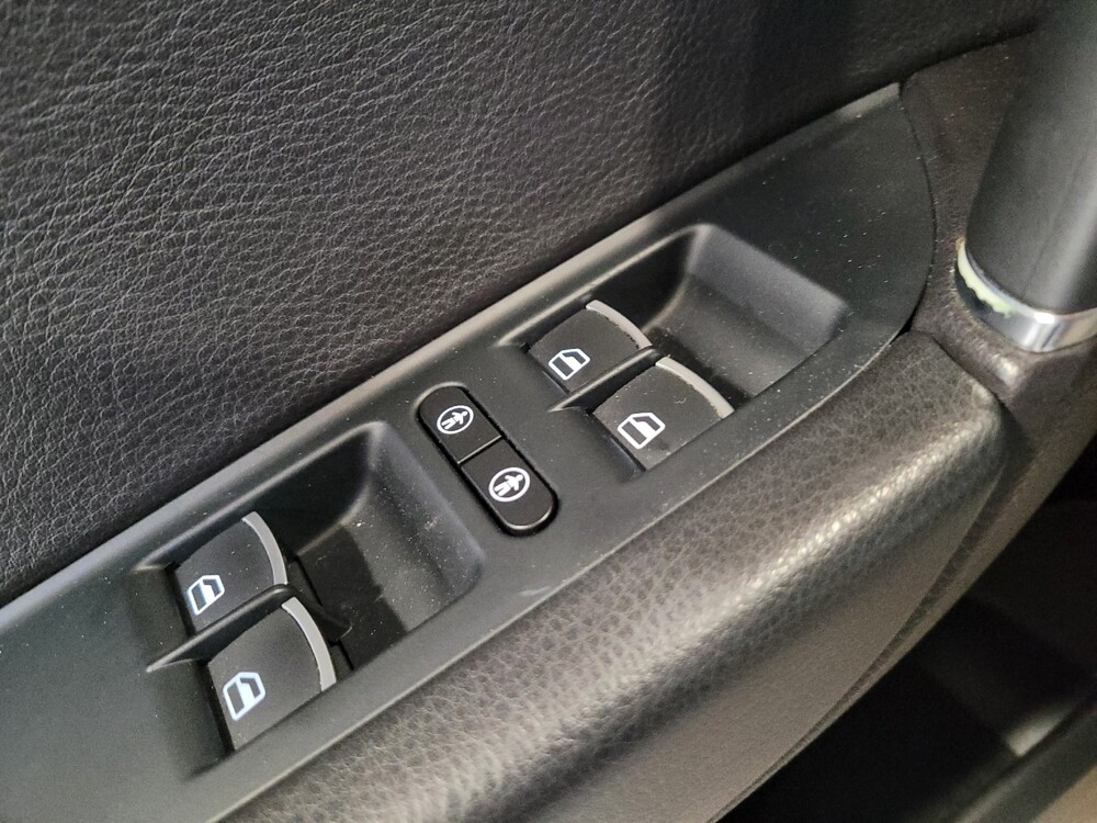 2015 Volkswagen Touareg in Downey, CA 90241 - 18134856 27