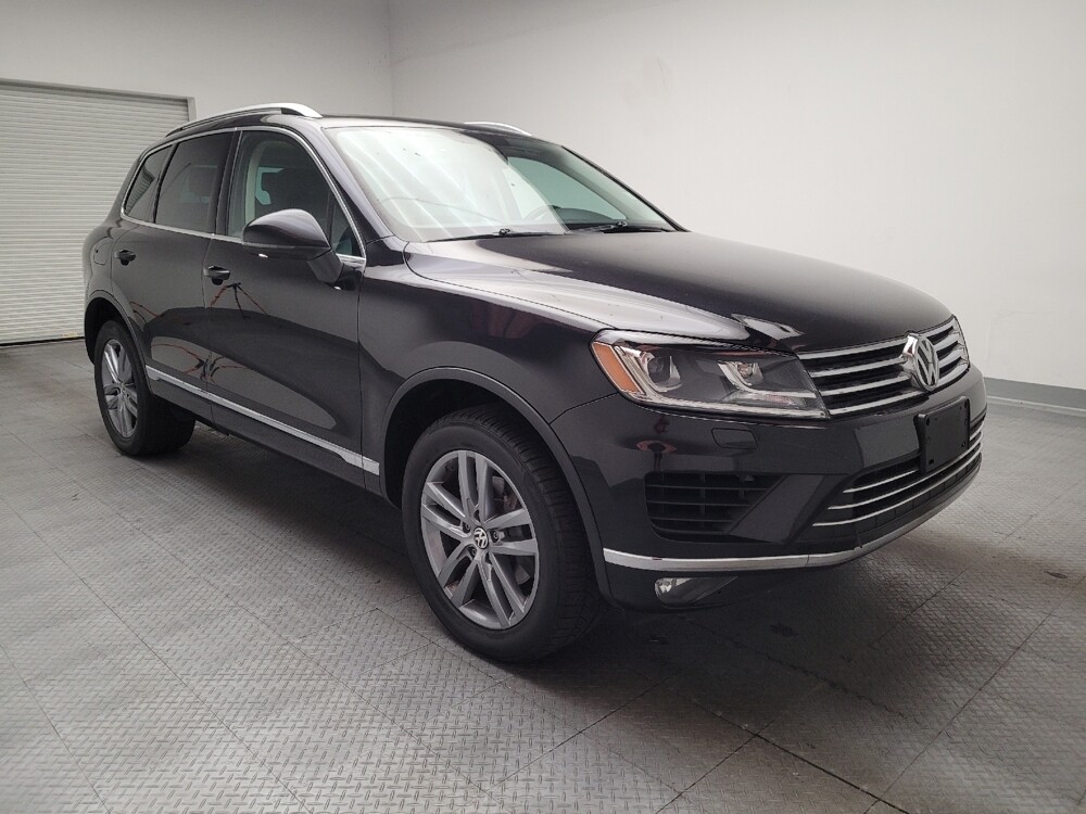 2015 Volkswagen Touareg in Downey, CA 90241 - 18134856 13
