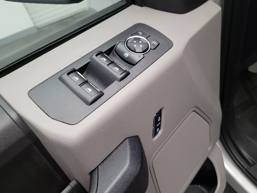 2016 Ford F150 in Downey, CA 90241 - 18134860 27