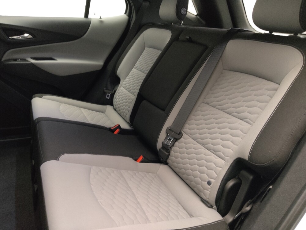 2018 Chevrolet Equinox in Birmingham, AL 35215 - 18134875 18