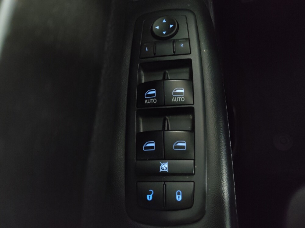 2017 Jeep Grand Cherokee in Pelham, AL 35124 - 18134876 27