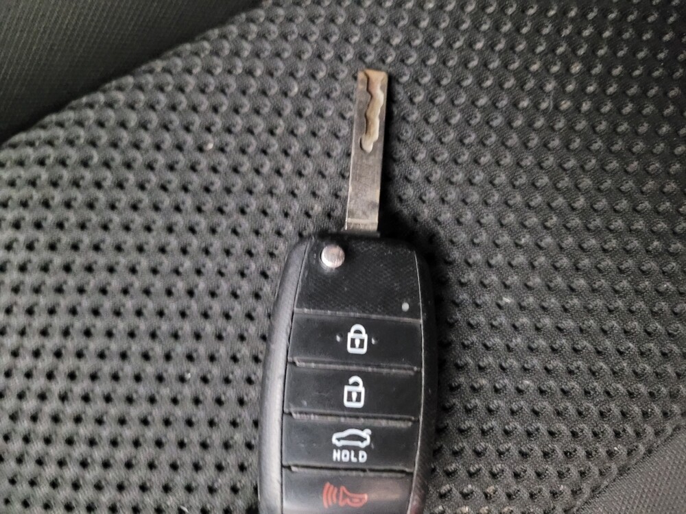 2019 Kia Optima in El Cajon, CA 92020 - 18134889 32