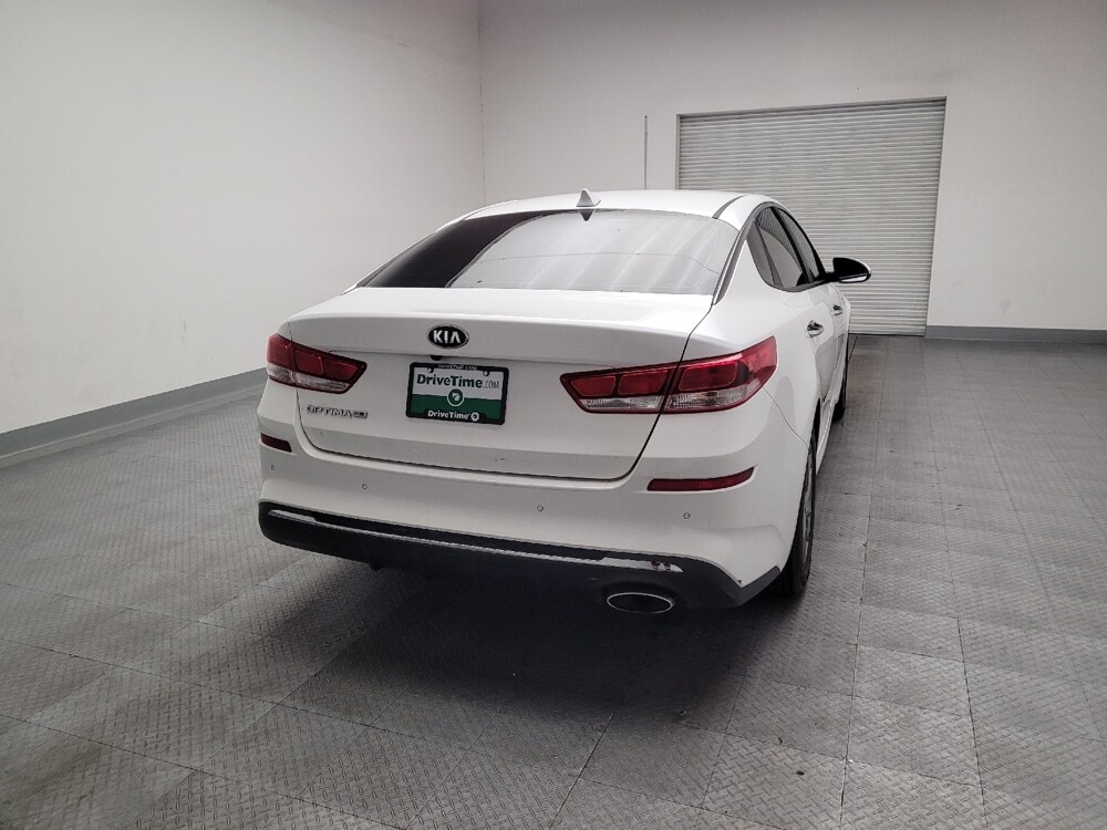 2019 Kia Optima in El Cajon, CA 92020 - 18134889 7