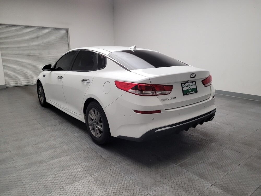 2019 Kia Optima in El Cajon, CA 92020 - 18134889 5