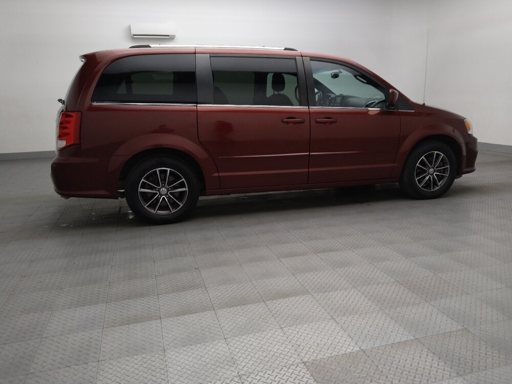 2017 Dodge Grand Caravan in Fort Worth, TX 76116 - 18134891 10