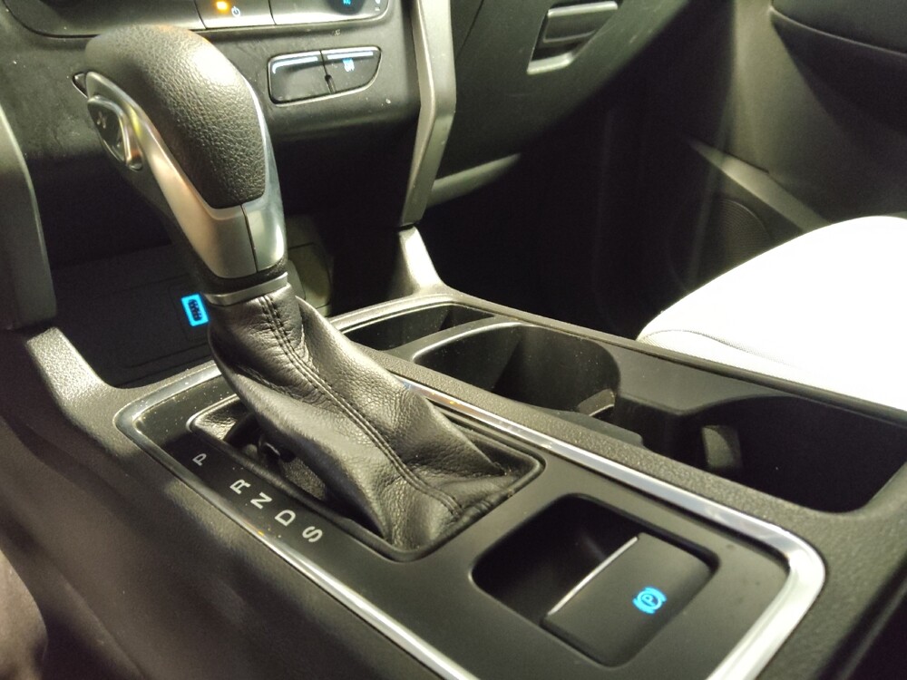 2019 Ford Escape in Glendale, AZ 85301 - 18134899 26