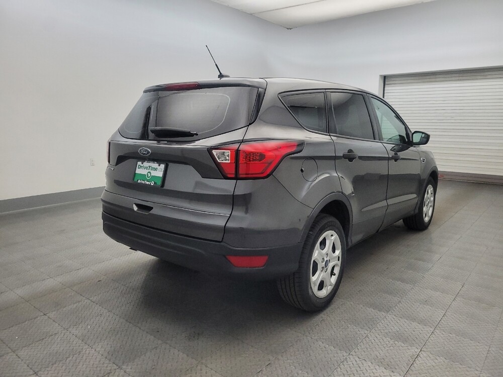 2019 Ford Escape in Glendale, AZ 85301 - 18134899 9