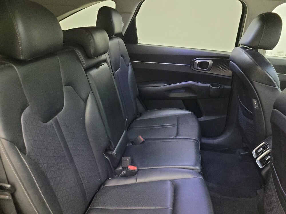 2022 Kia Sorento in Mesa, AZ 85210 - 18134900 19