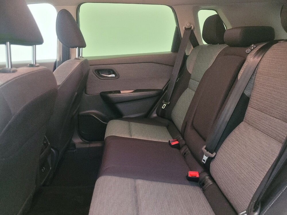 2023 Nissan Rogue in Glendale, AZ 85301 - 18134902 18