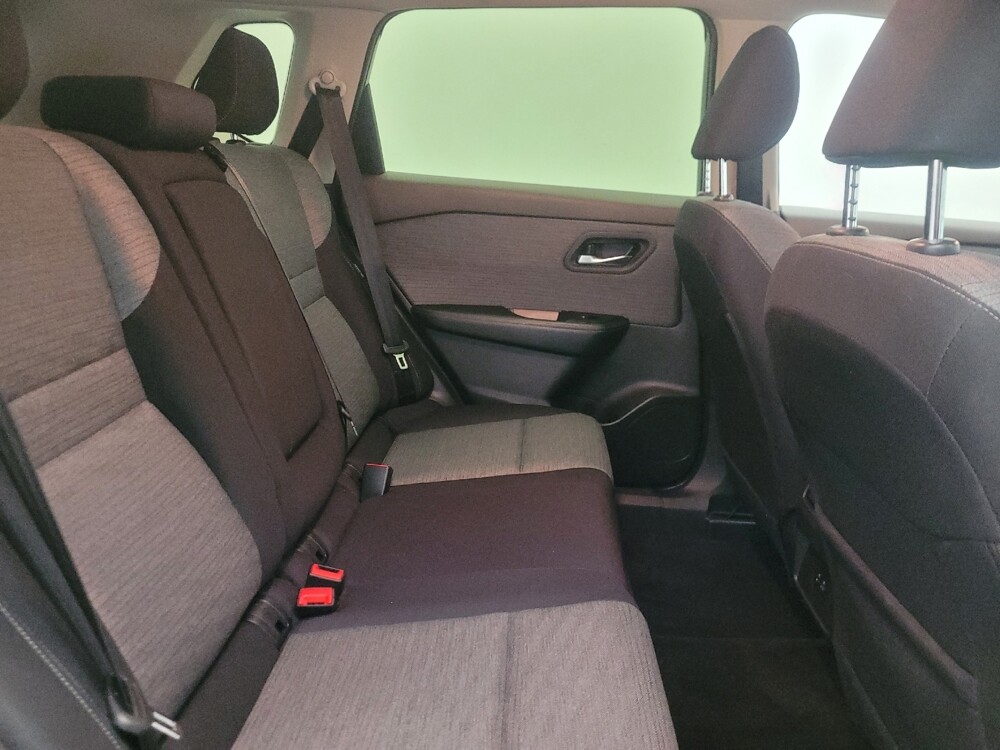 2023 Nissan Rogue in Glendale, AZ 85301 - 18134902 19