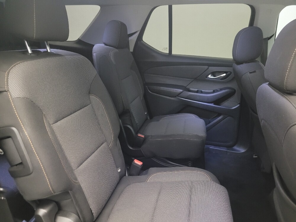 2020 Chevrolet Traverse in Mesa, AZ 85210 - 18134909 19