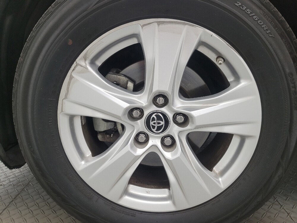 2019 Toyota RAV4 in Phoenix, AZ 85022 - 18134912 31