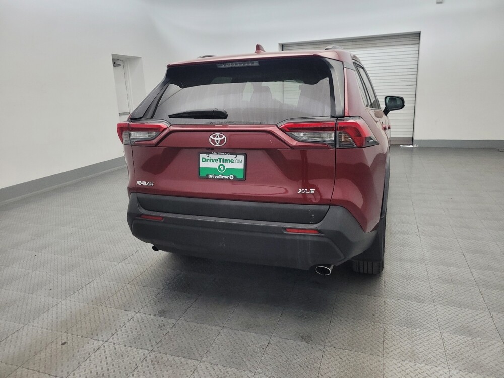 2019 Toyota RAV4 in Phoenix, AZ 85022 - 18134912 7