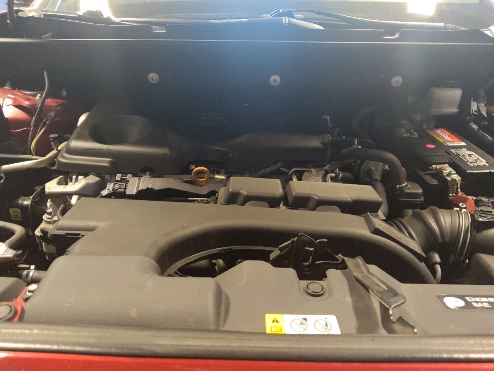 2019 Toyota RAV4 in Phoenix, AZ 85022 - 18134912 30