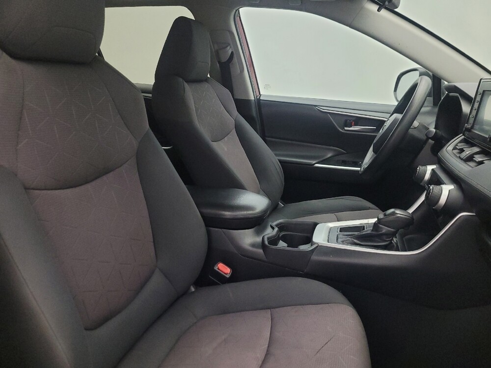 2019 Toyota RAV4 in Phoenix, AZ 85022 - 18134912 21