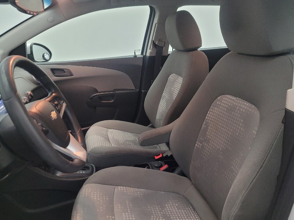 2020 Chevrolet Sonic in Phoenix, AZ 85022 - 18134913 17