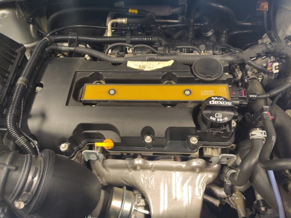 2020 Chevrolet Sonic in Phoenix, AZ 85022 - 18134913 30