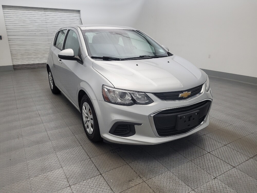 2020 Chevrolet Sonic in Phoenix, AZ 85022 - 18134913 13