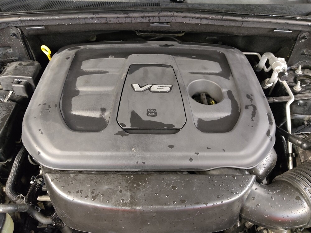 2019 Jeep Grand Cherokee in Tampa, FL 33619 - 18134914 30