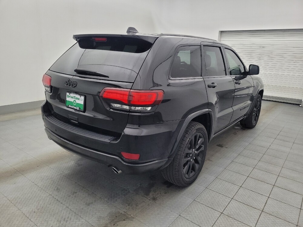 2019 Jeep Grand Cherokee in Tampa, FL 33619 - 18134914 9