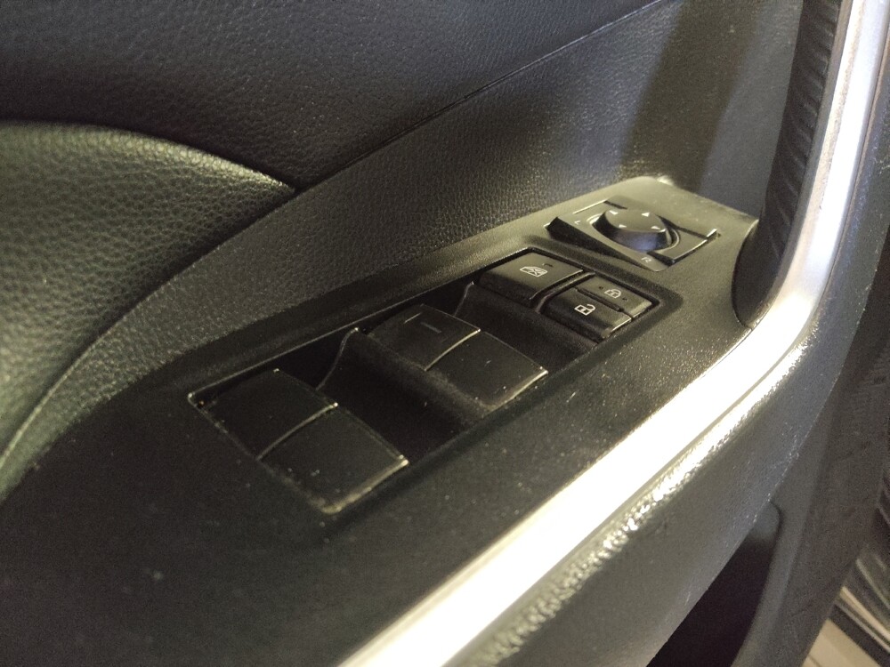 2021 Toyota RAV4 in Metairie, LA 70006 - 18134917 27