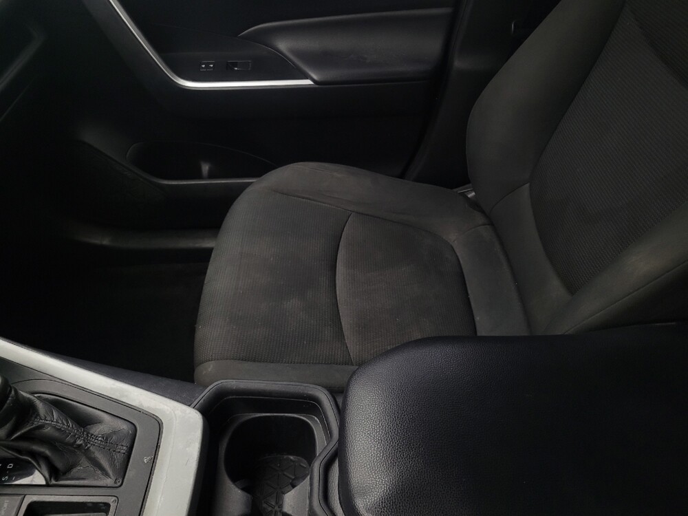 2021 Toyota RAV4 in Metairie, LA 70006 - 18134917 17