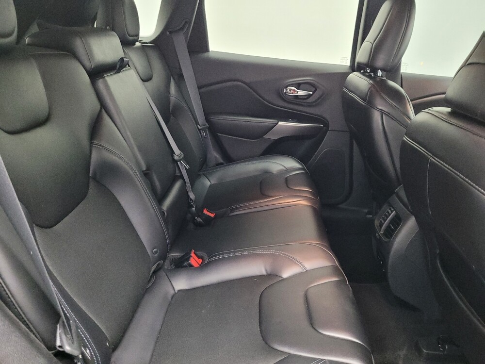 2019 Jeep Cherokee in Las Vegas, NV 89102 - 18134931 19