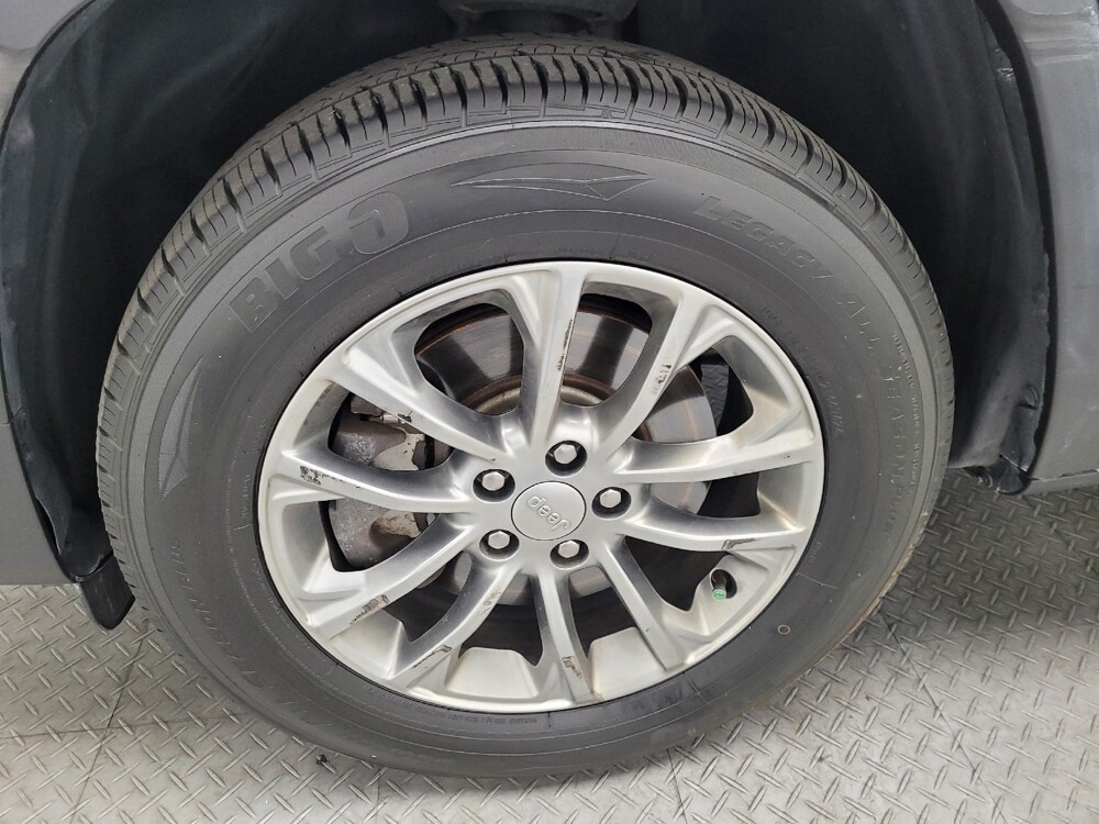 2019 Jeep Cherokee in Las Vegas, NV 89102 - 18134931 31