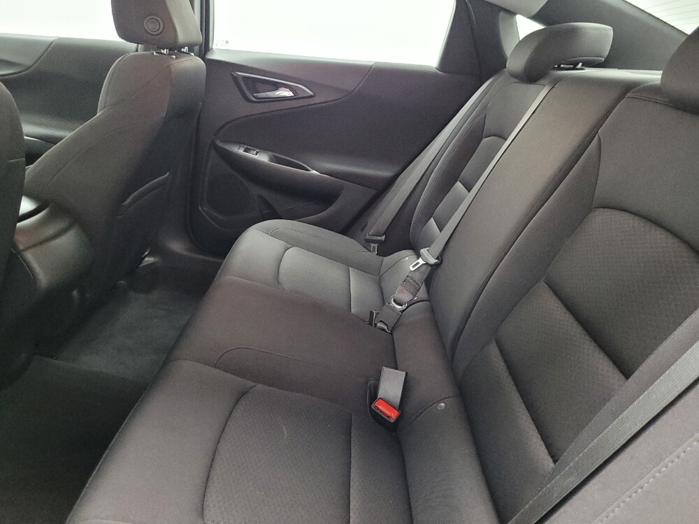 2023 Chevrolet Malibu in Las Vegas, NV 89104 - 18134933 18