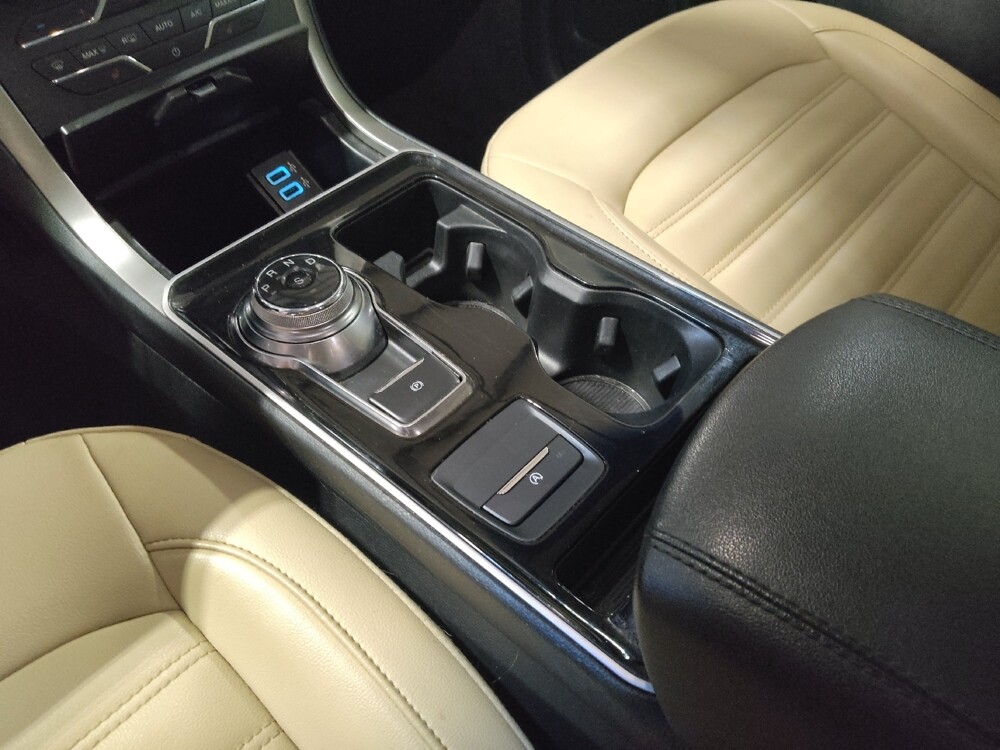 2020 Ford Edge in Savannah, GA 31419 - 18134934 26