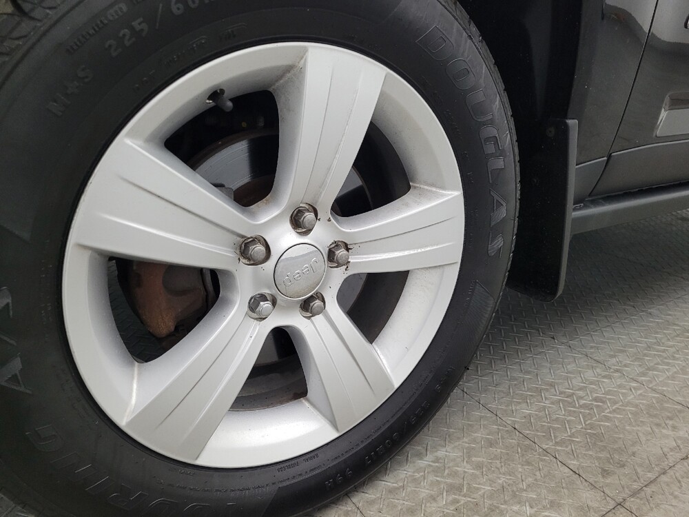 2015 Jeep Compass in Morrow, GA 30260 - 18134935 31