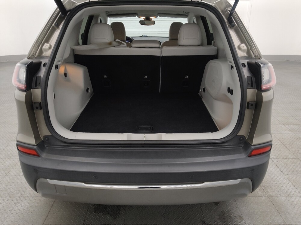 2019 Jeep Cherokee in Marietta, GA 30062 - 18134936 29