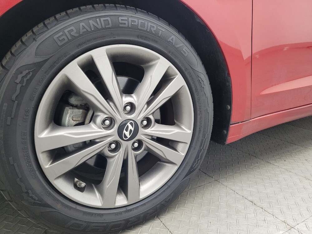 2017 Hyundai Elantra in Savannah, GA 31419 - 18134941 31
