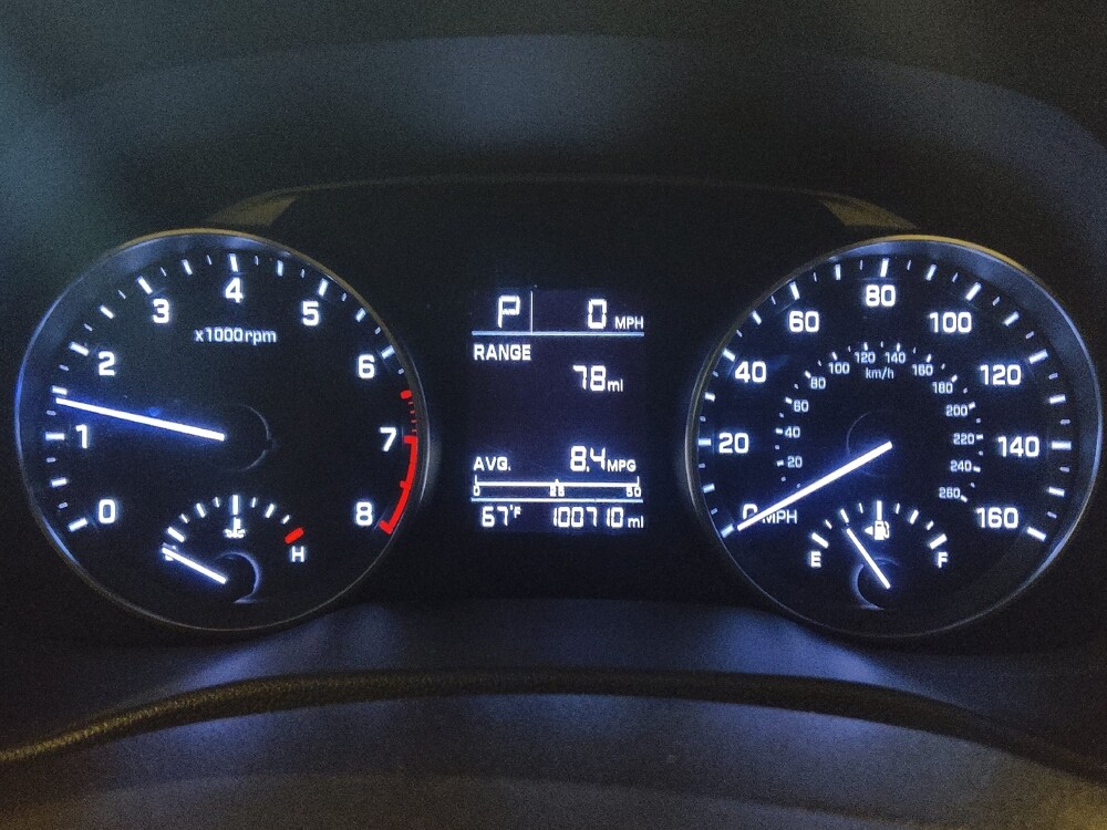 2017 Hyundai Elantra in Savannah, GA 31419 - 18134941 23