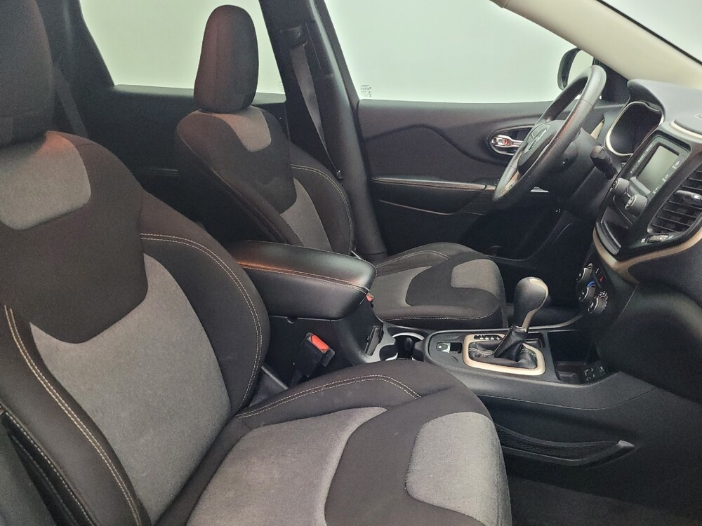 2015 Jeep Cherokee in Jacksonville, FL 32210 - 18134948 21