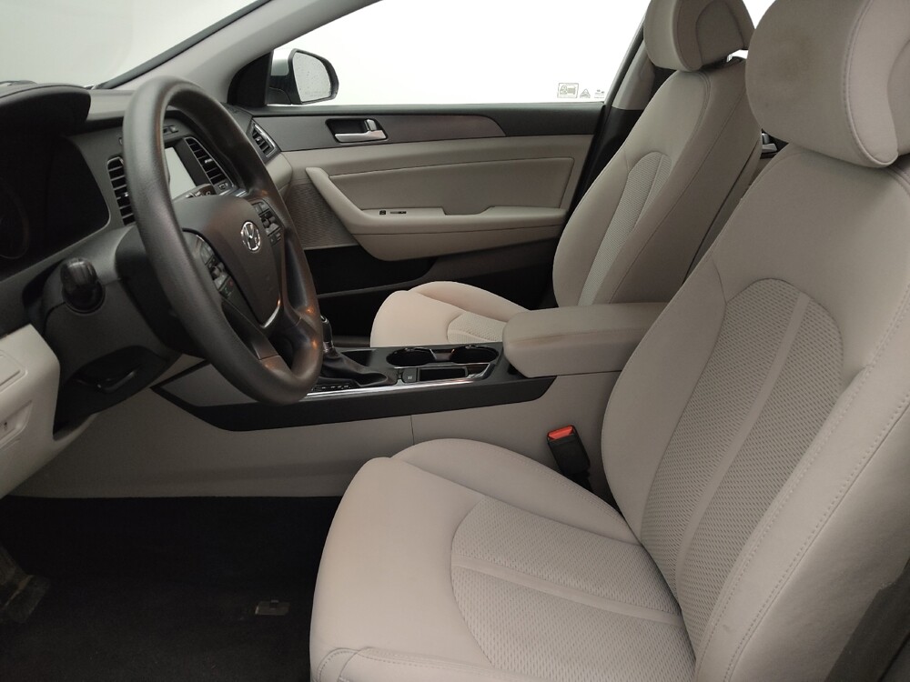 2016 Hyundai Sonata in Sanford, FL 32773 - 18134949 17