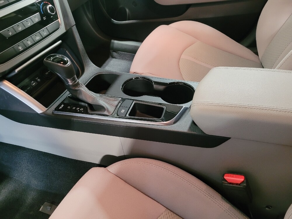 2016 Hyundai Sonata in Sanford, FL 32773 - 18134949 26