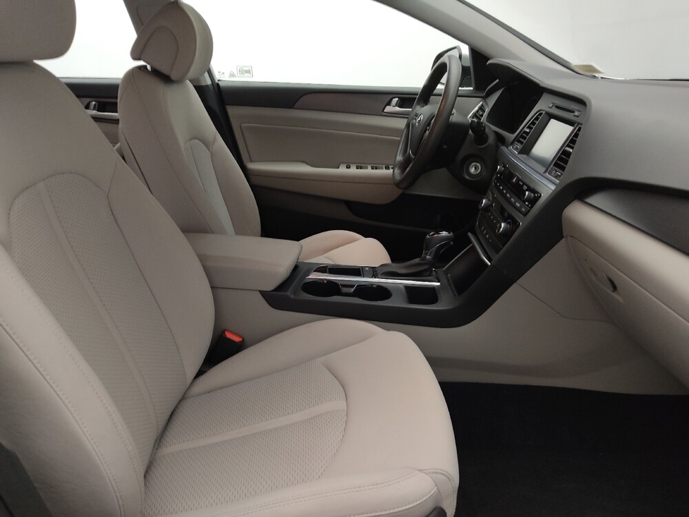 2016 Hyundai Sonata in Sanford, FL 32773 - 18134949 21