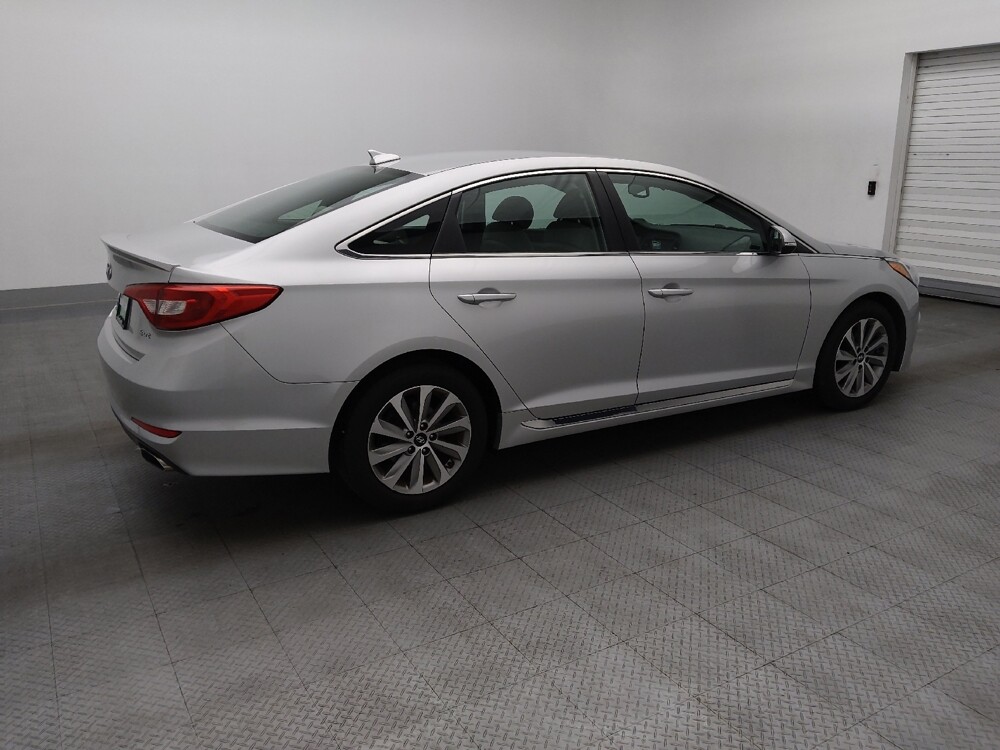 2016 Hyundai Sonata in Sanford, FL 32773 - 18134949 10