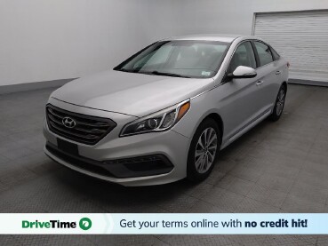 2016 Hyundai Sonata in Sanford, FL 32773