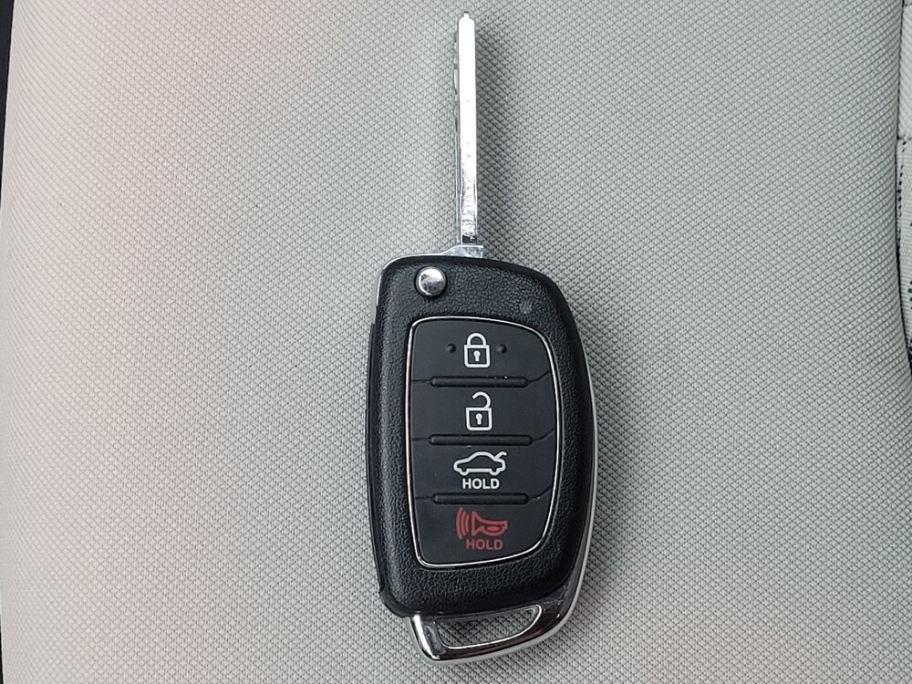 2016 Hyundai Sonata in Sanford, FL 32773 - 18134949 32