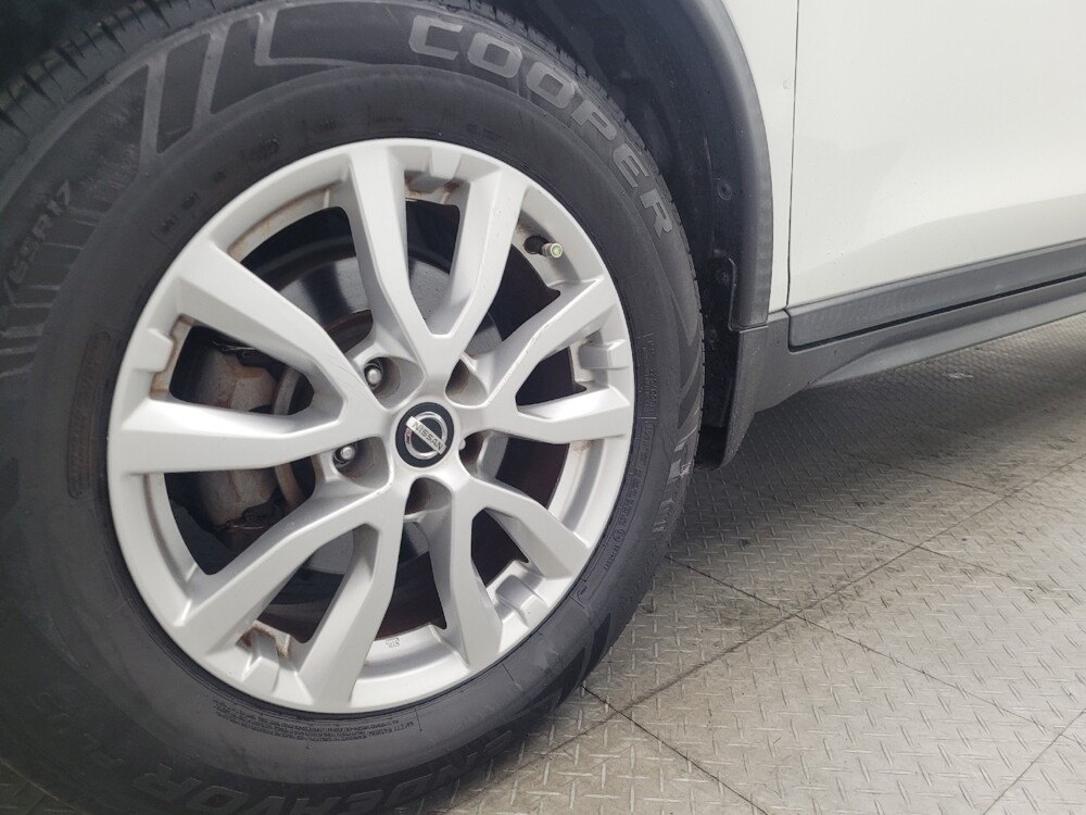 2017 Nissan Rogue in Savannah, GA 31419 - 18134952 31