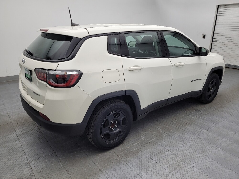 2018 Jeep Compass in Charlotte, NC 28213 - 18134957 10