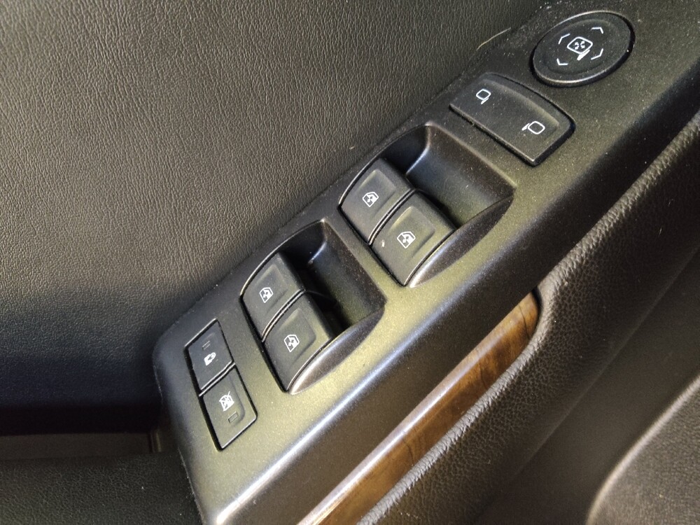 2016 Chevrolet Tahoe in Conway, SC 29526 - 18134966 27